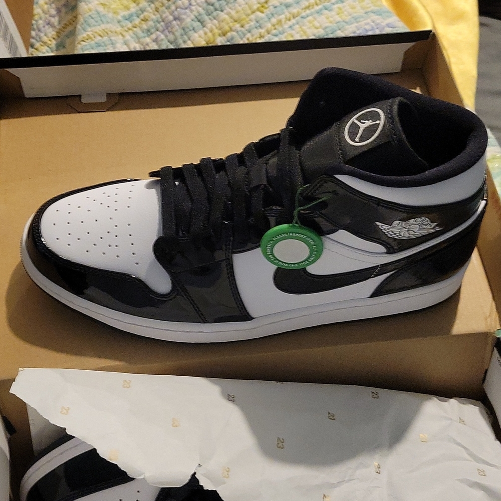 Jordan 1 SE